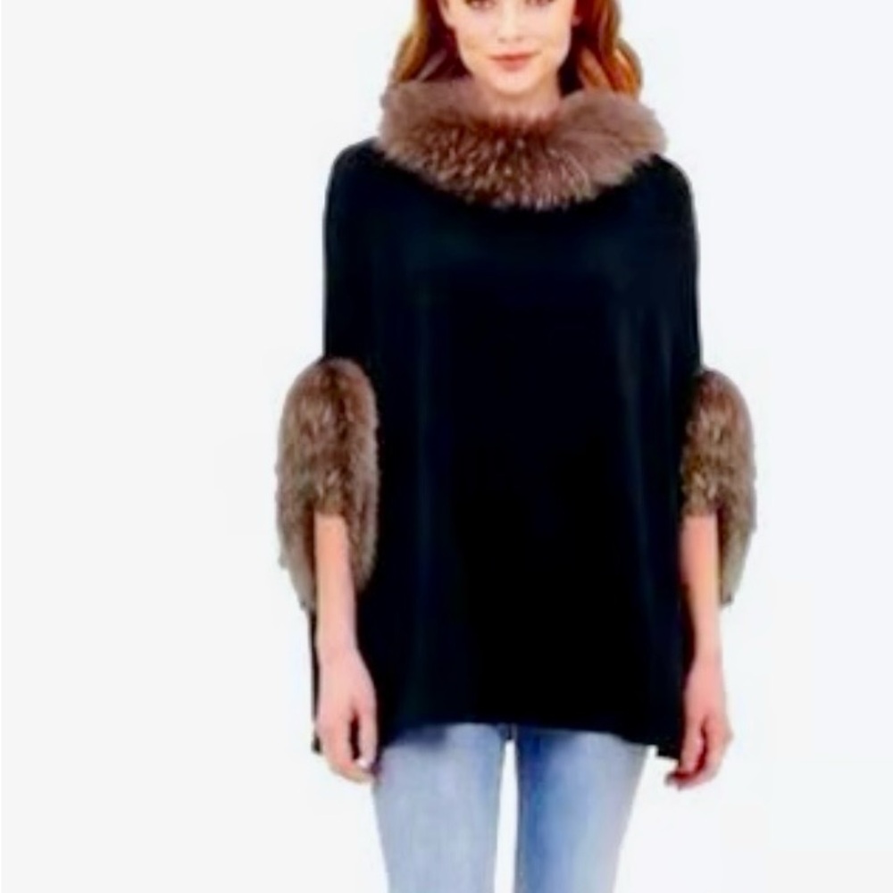 Stella + Lorenzo Rabbit Fur Trim Poncho Size M-L